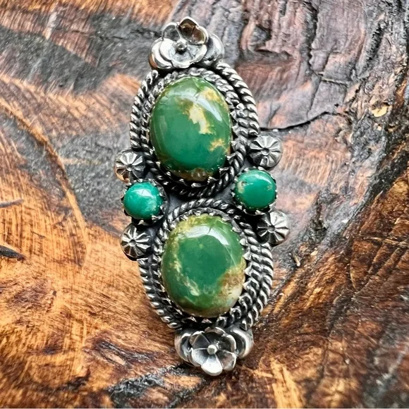 925 Sterling Silver Green Turquoise Ring with Floral Details – Size 7 - Picture 2 of 13